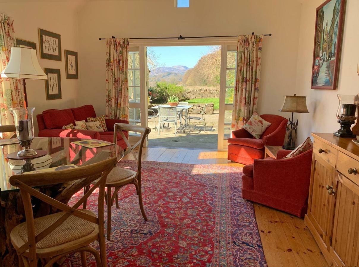 Spacious Cottage - Walk To Crieff Exterior photo